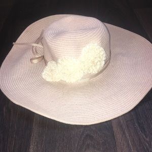 Women dress hat